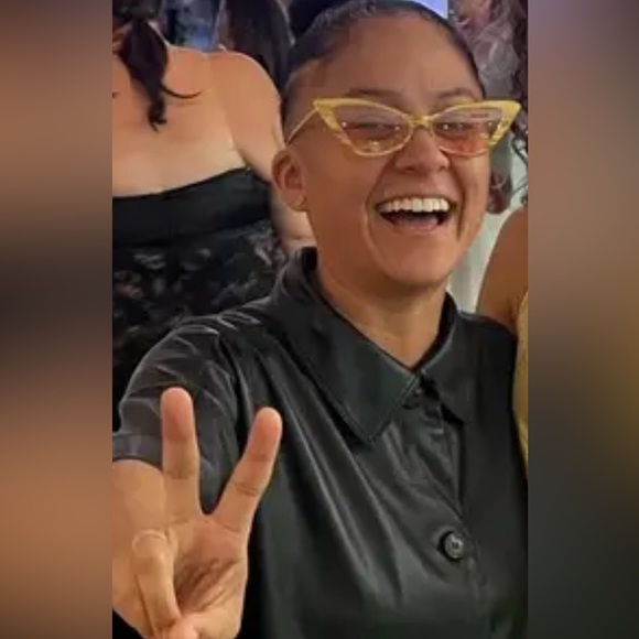 ⚡️GUCCI Yellow Cat-Eye Sunglasses, NWT! Fancy, retro inspired look $595 Retail 💛 - Picture 14 of 16